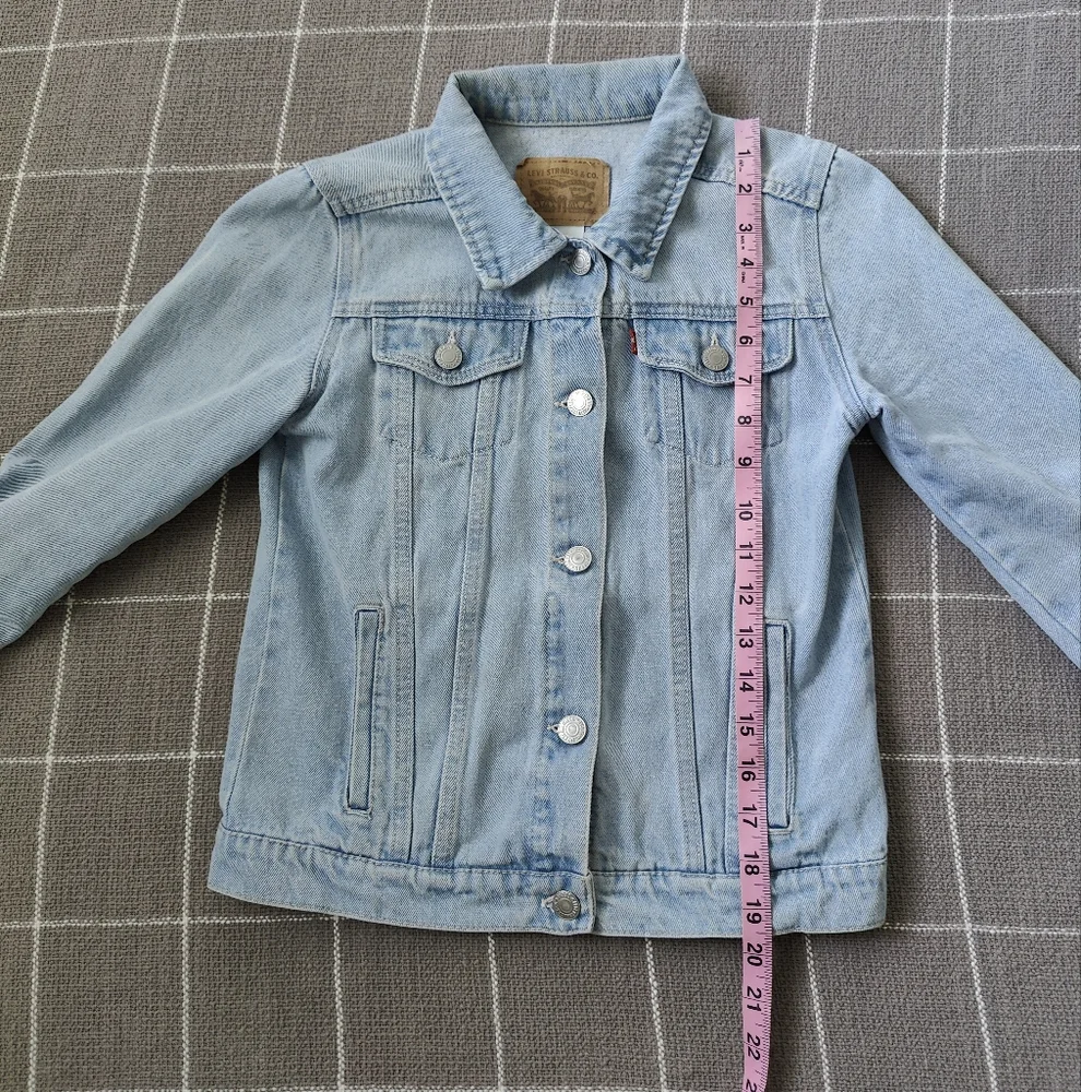 Levi's Classic Trucker Jean Jacket - Picture 4 of 8